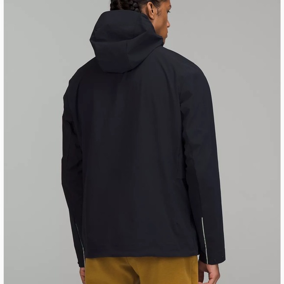 Stretch Cargo Jacket -LULULEMON - Picture 2 of 7